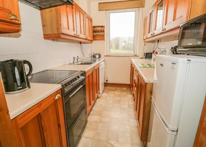 Holiday home 1 Park Nook Close *